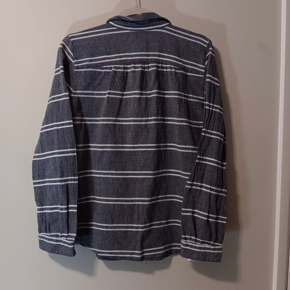 LOFT Navy and White Striped Button-Up Shirt - Picture 3 of 11